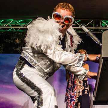 Kenny Metcalf As Elton Concerts in San Diego