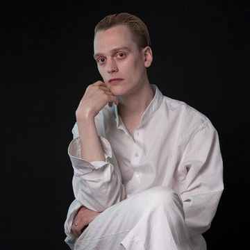 Sean Nicholas Savage in San Diego